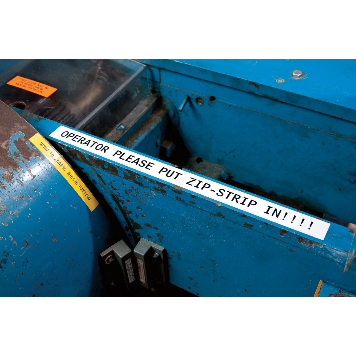 All-Weather Vinyl Lbls 1 x 25ft BK/WT