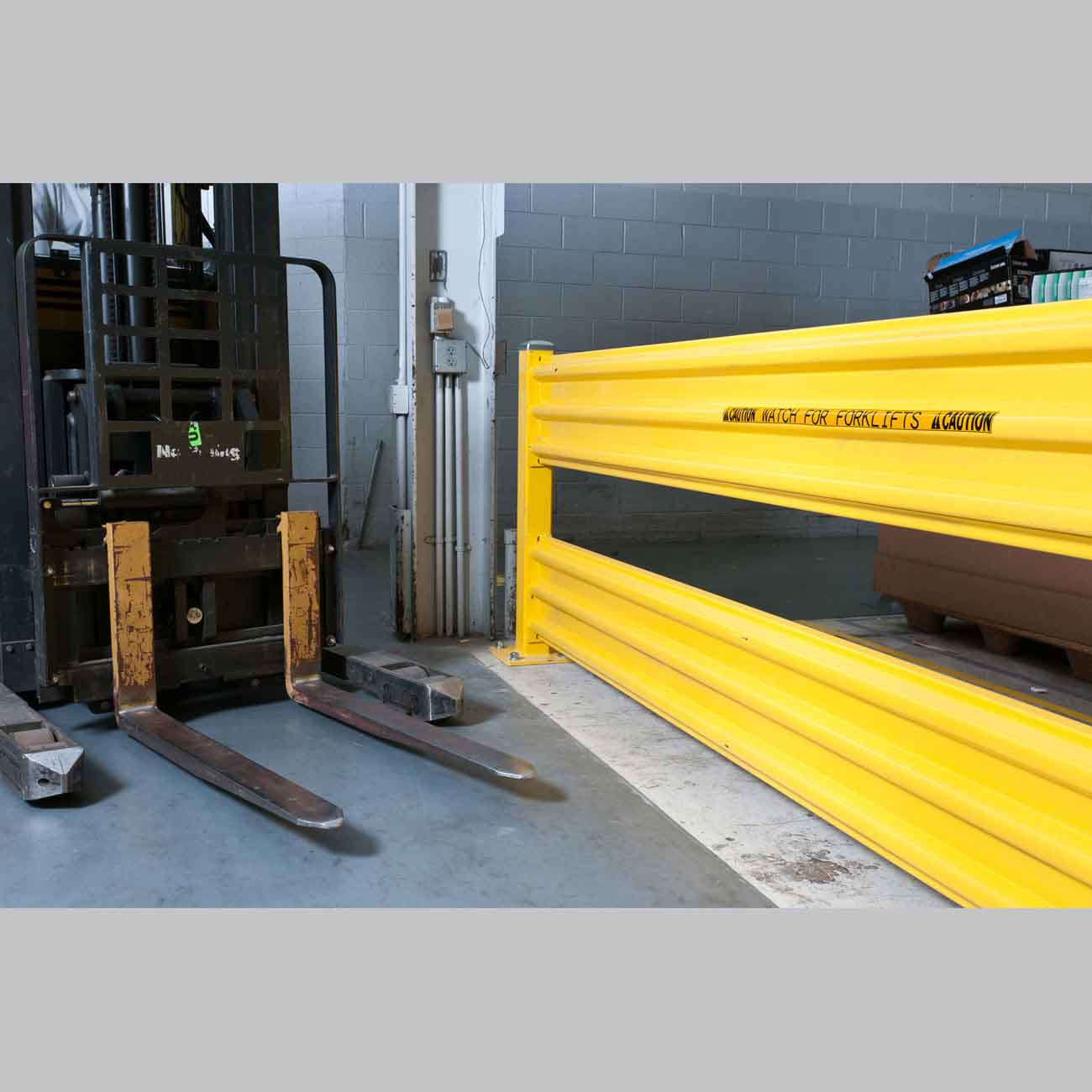 Label Plastic 4in x 50ft YL