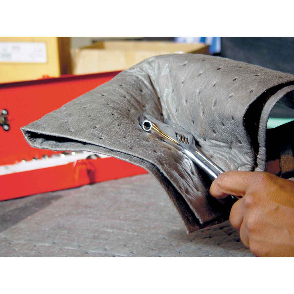 (UXT) UXT200, PAD, 15"X19", LGT, 200/CS